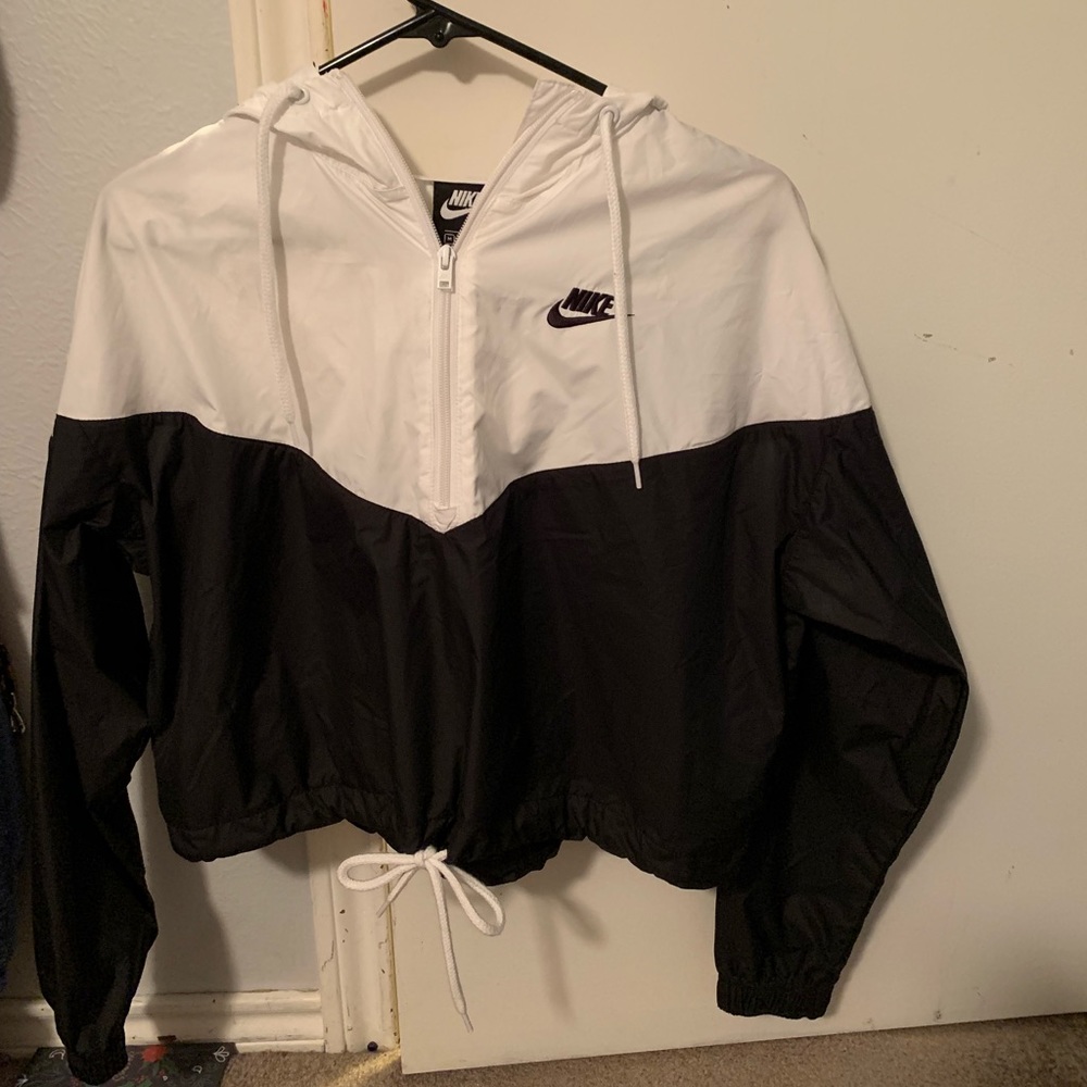 Nike cropped windbreaker